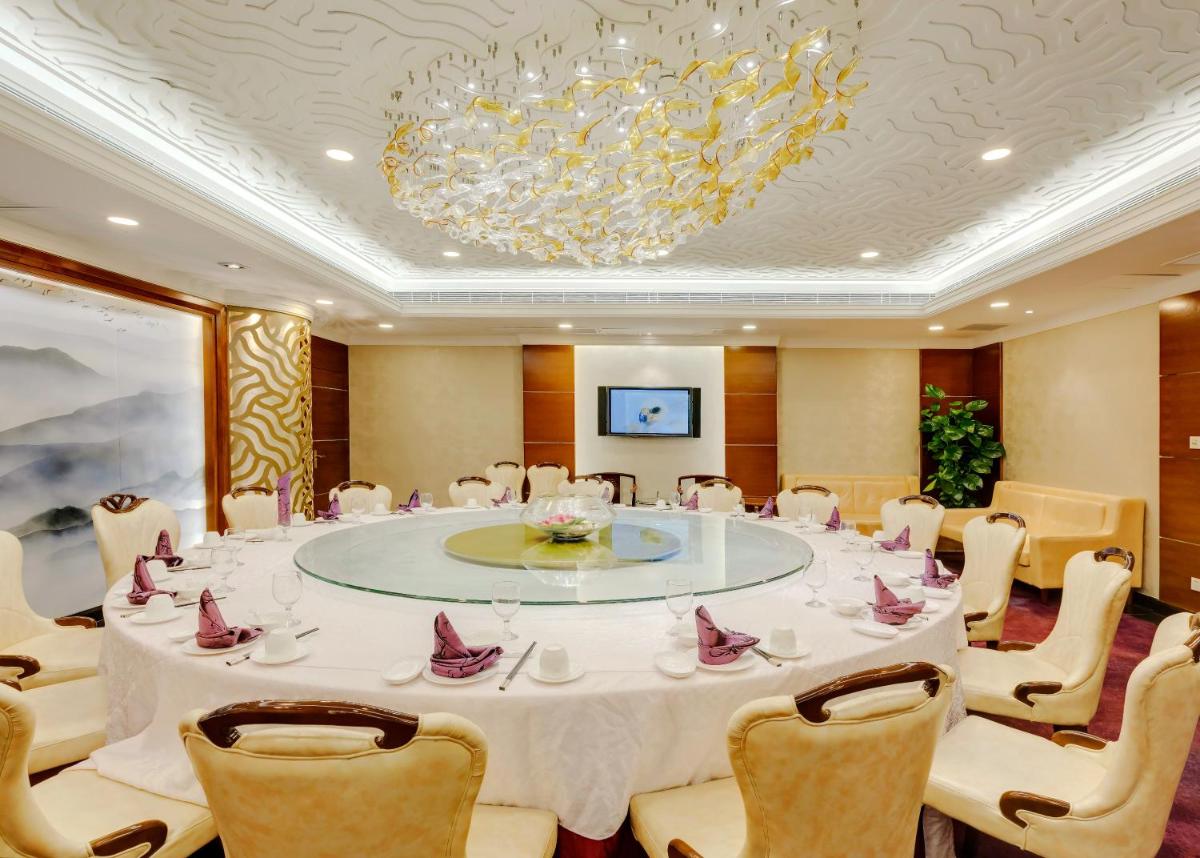Ocean Hotel Guangzhou - Housity