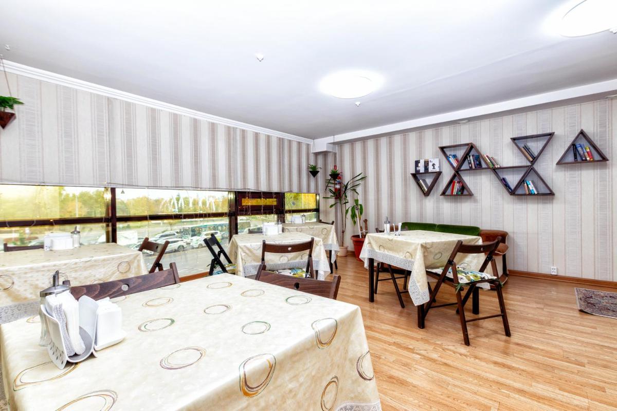 Hotel Bed and Breakfast - Housity