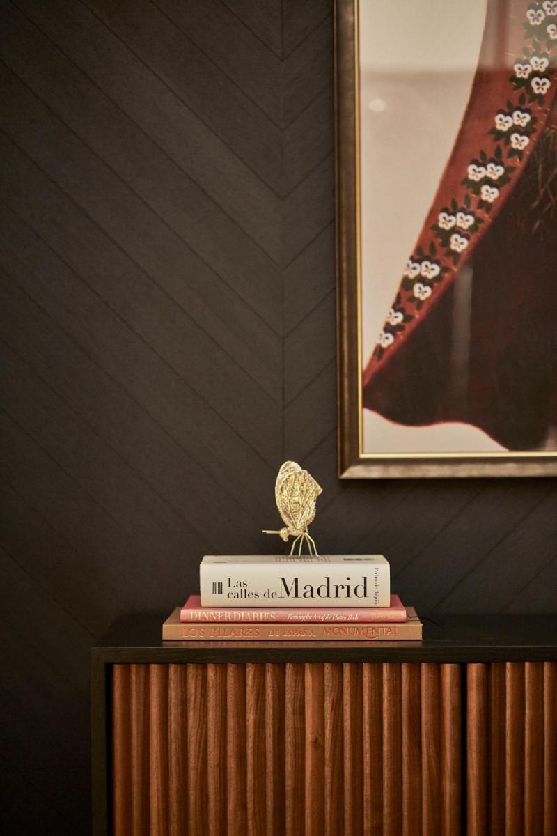 Certificado, premio, señal o documento que está expuesto en Rosewood Villa Magna