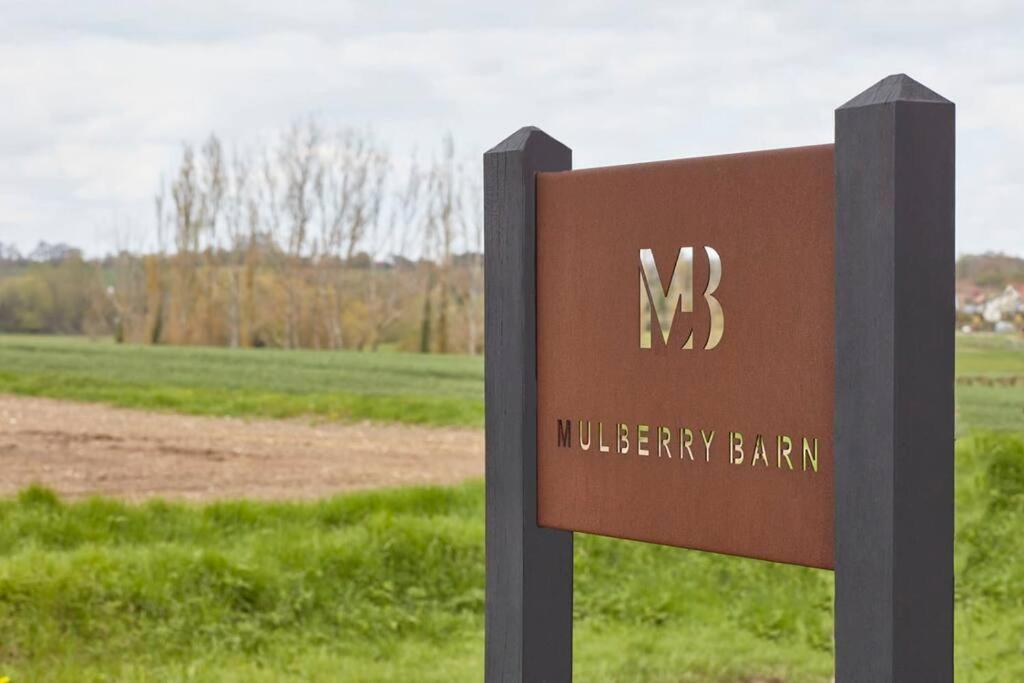 Mulberry Barn, Great Sampford - Housity