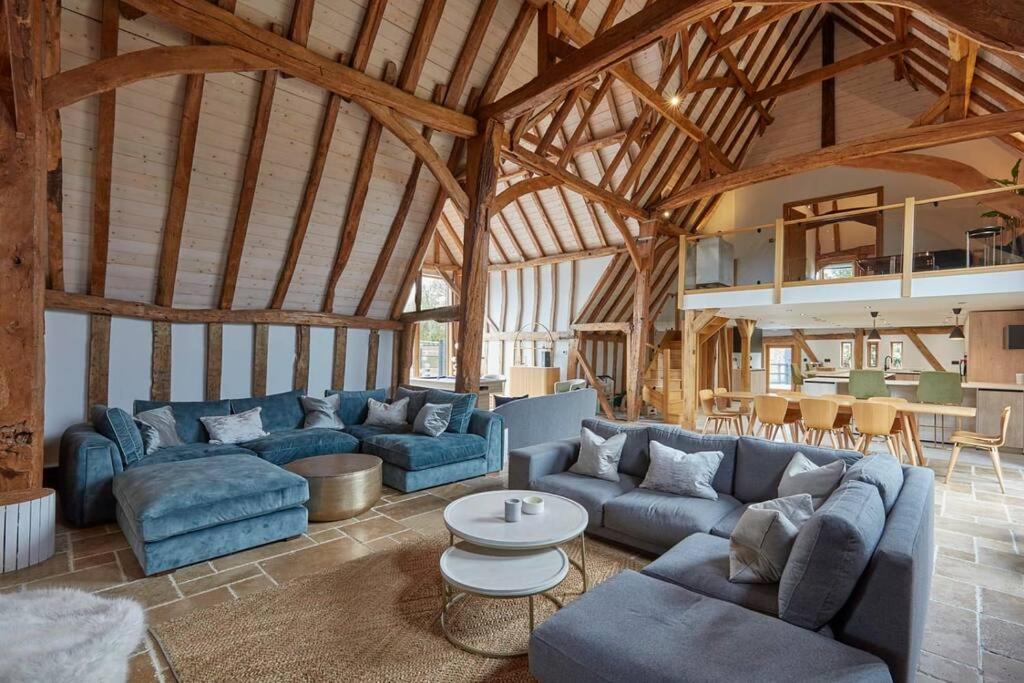 Mulberry Barn, Great Sampford - Housity