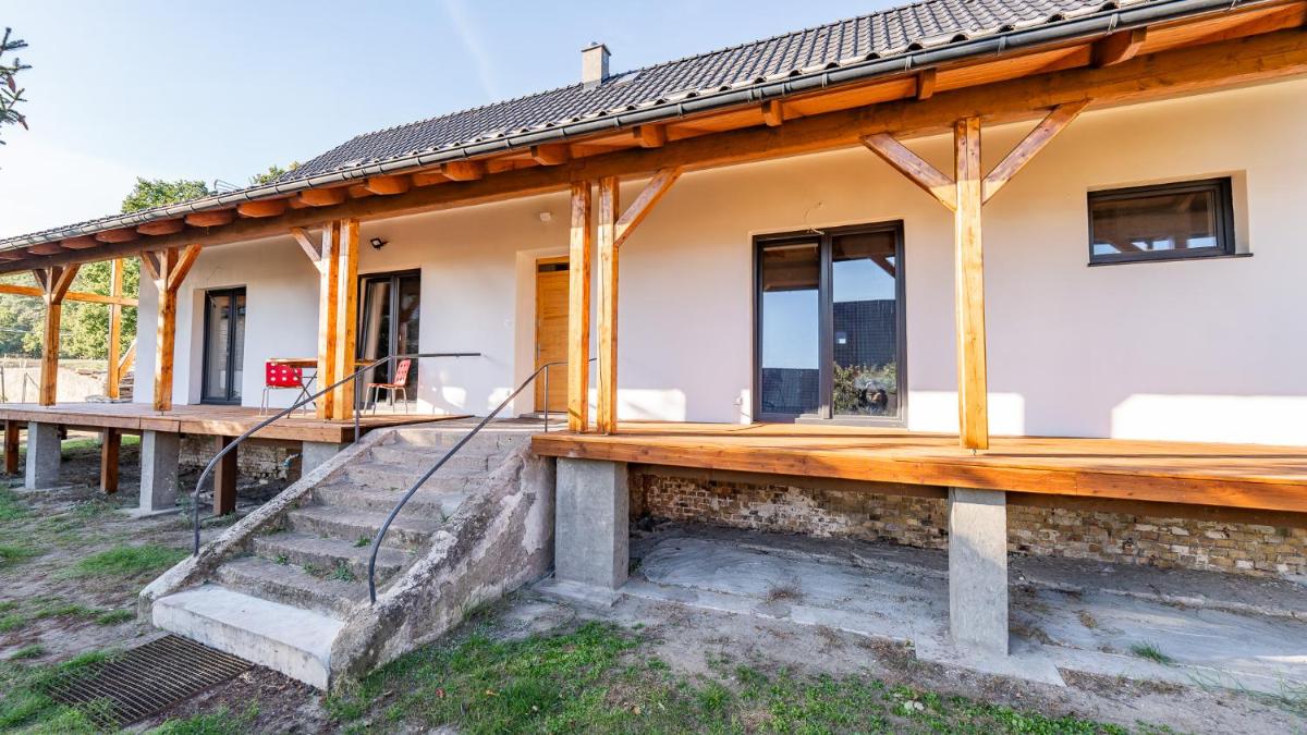 Dom Przy Puszczy Noteckiej - Housity