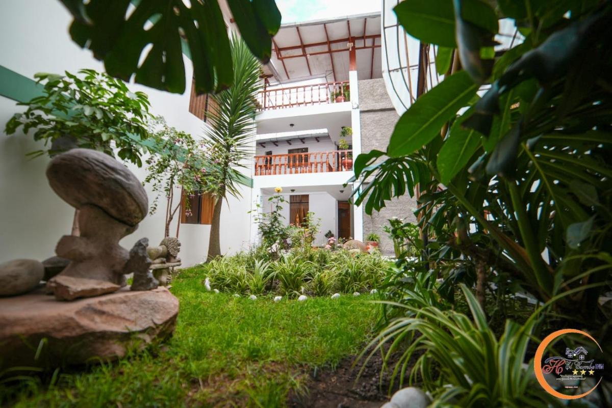 El Cumbe Inn - Housity