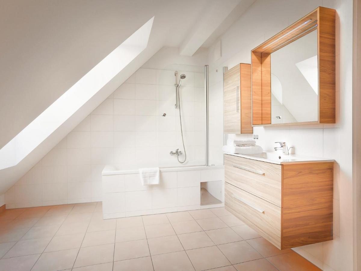 SKY9 Penthouse Apartments - Housity