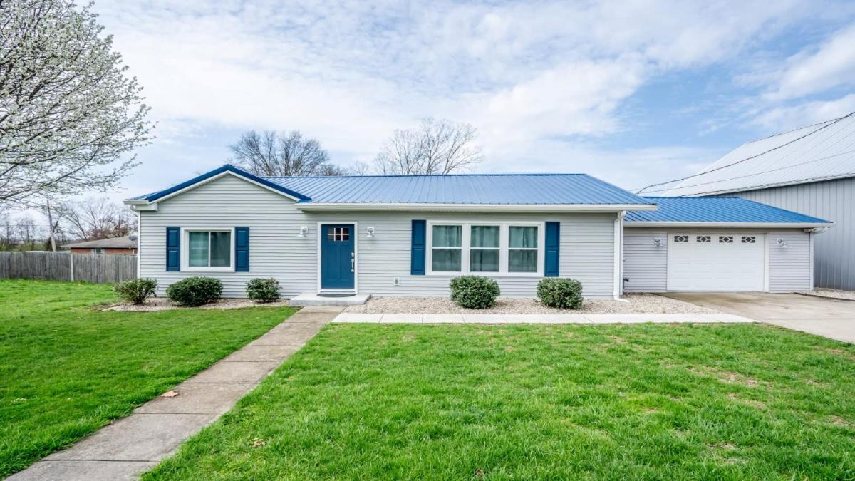 Park Place with space, 10 minutes to Ark - Housity
