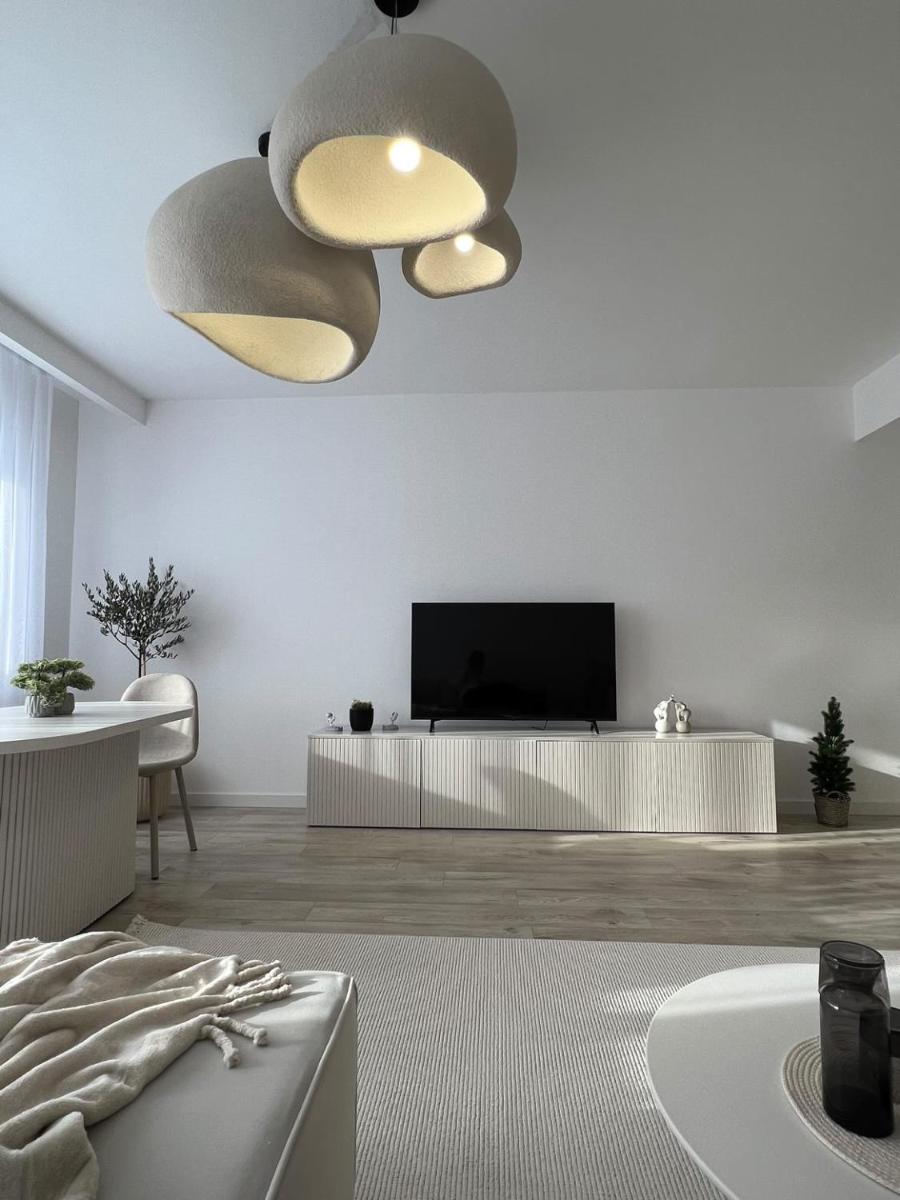 Chameleon Studio - Housity