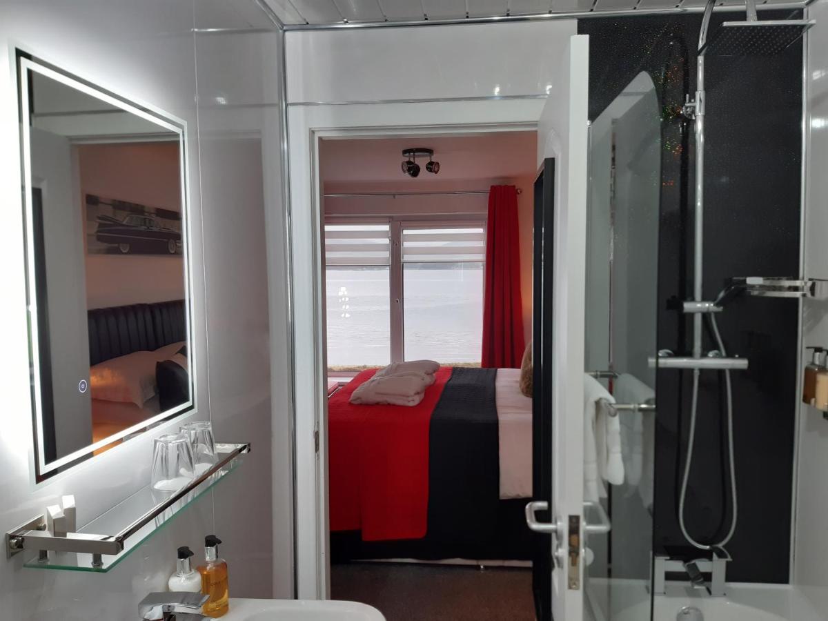 Cadillac Kustomz Guest House - Housity
