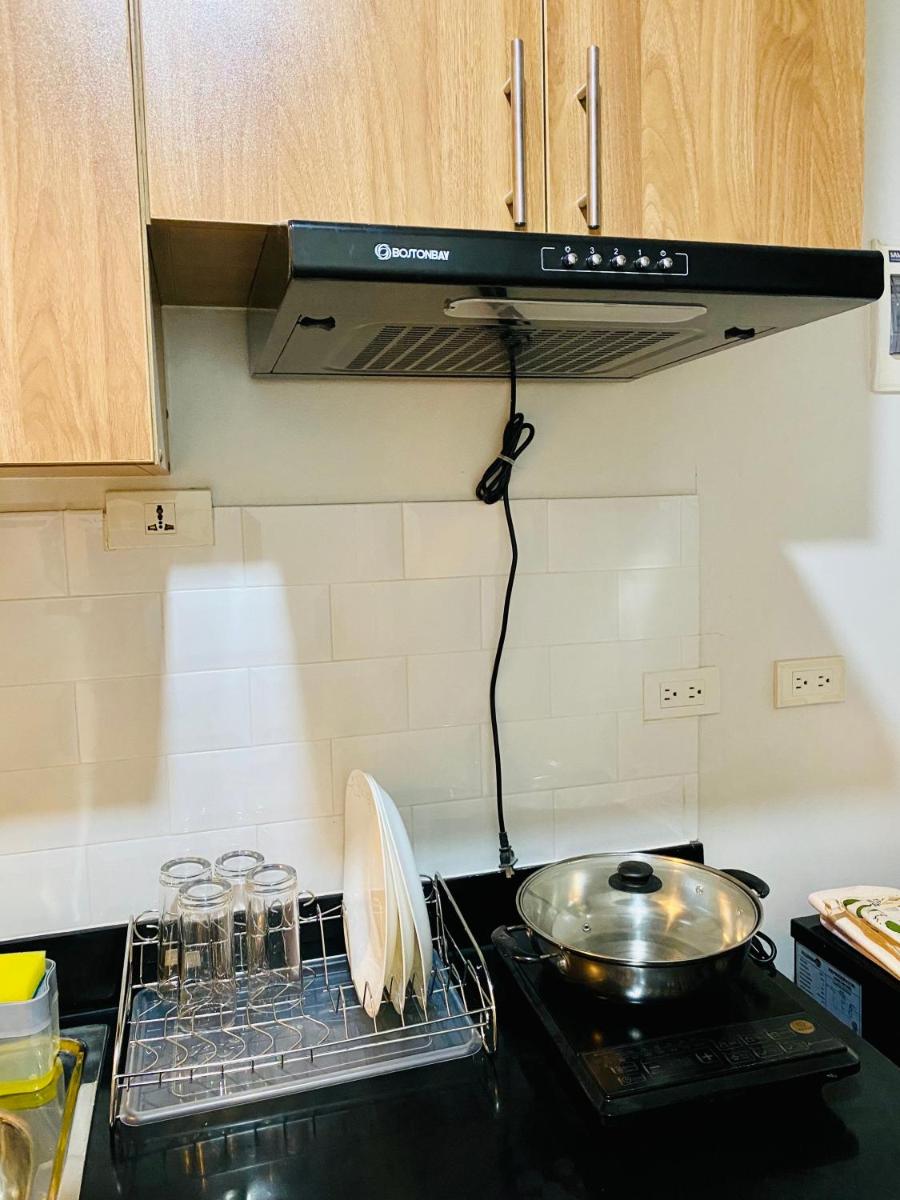 Stephen’s space at The Loop Tower - Housity