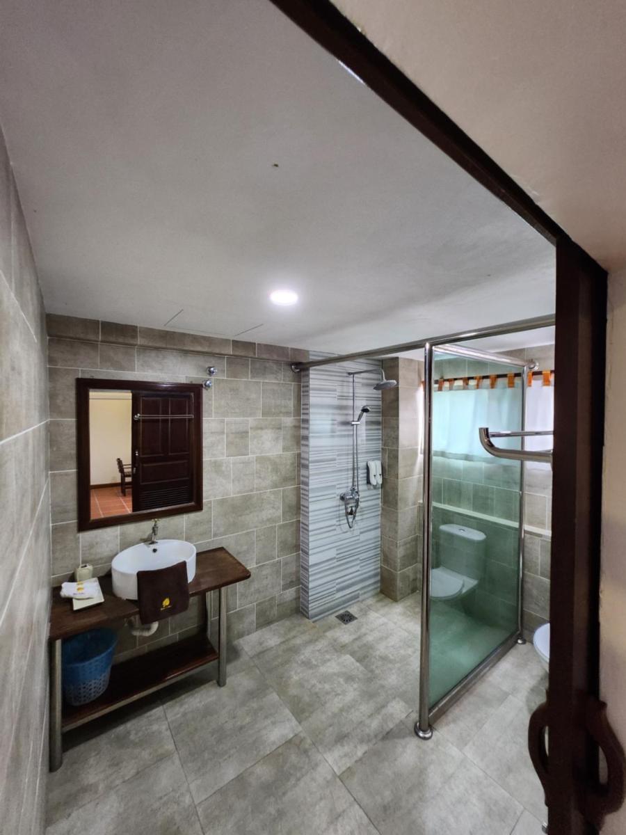 Uptown Eco Hotel - Housity