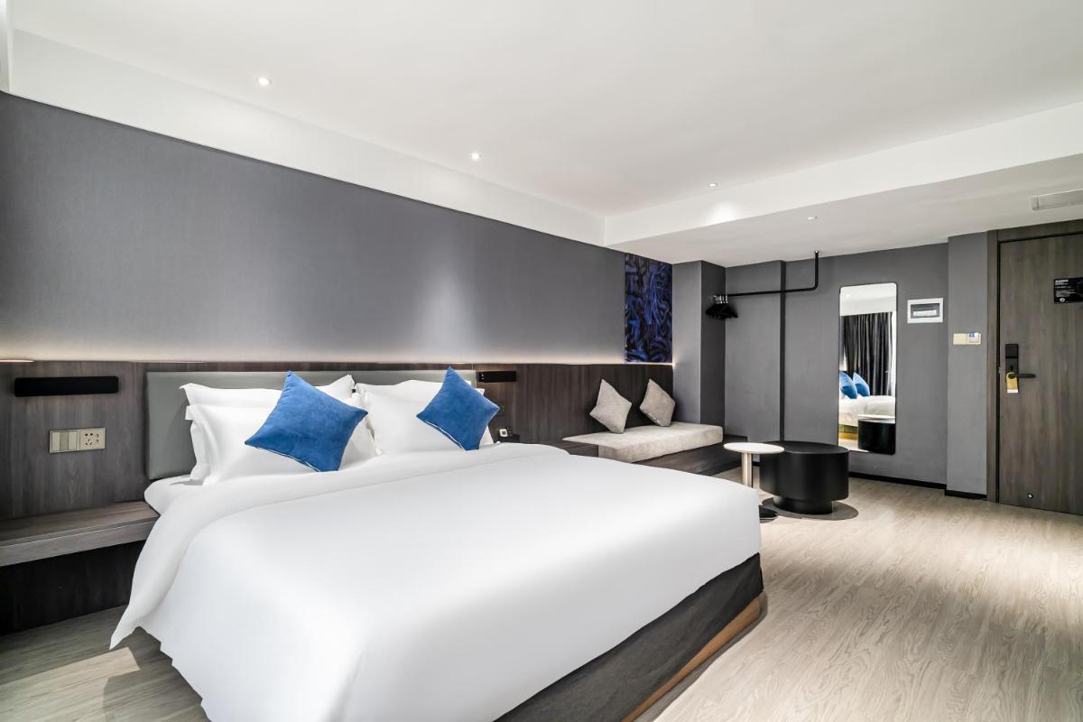 Insail Hotels (Guangyuanxincun Jingtai Pedestrian Street Guangzhou) - Housity