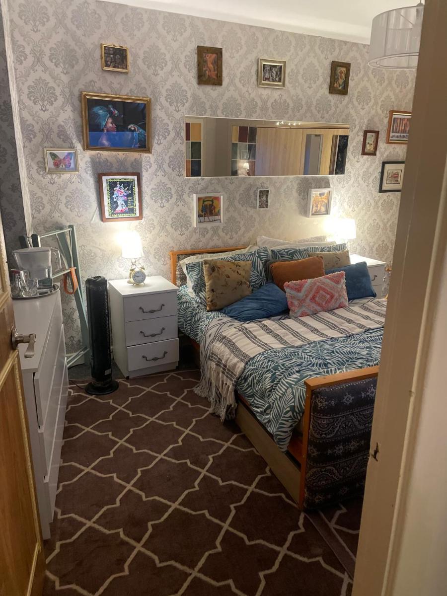Private room. In zone 2 in Cousy flat - Housity