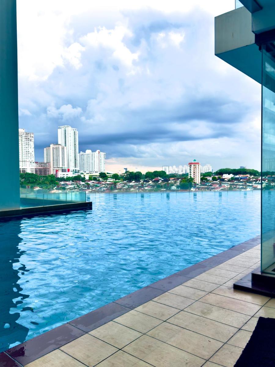 JB City Shopping Mall Apartment - Housity