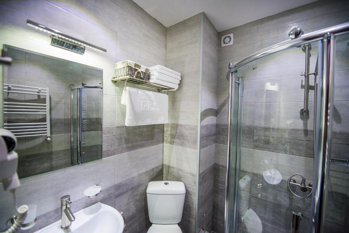 Tbilisi Inn - Housity