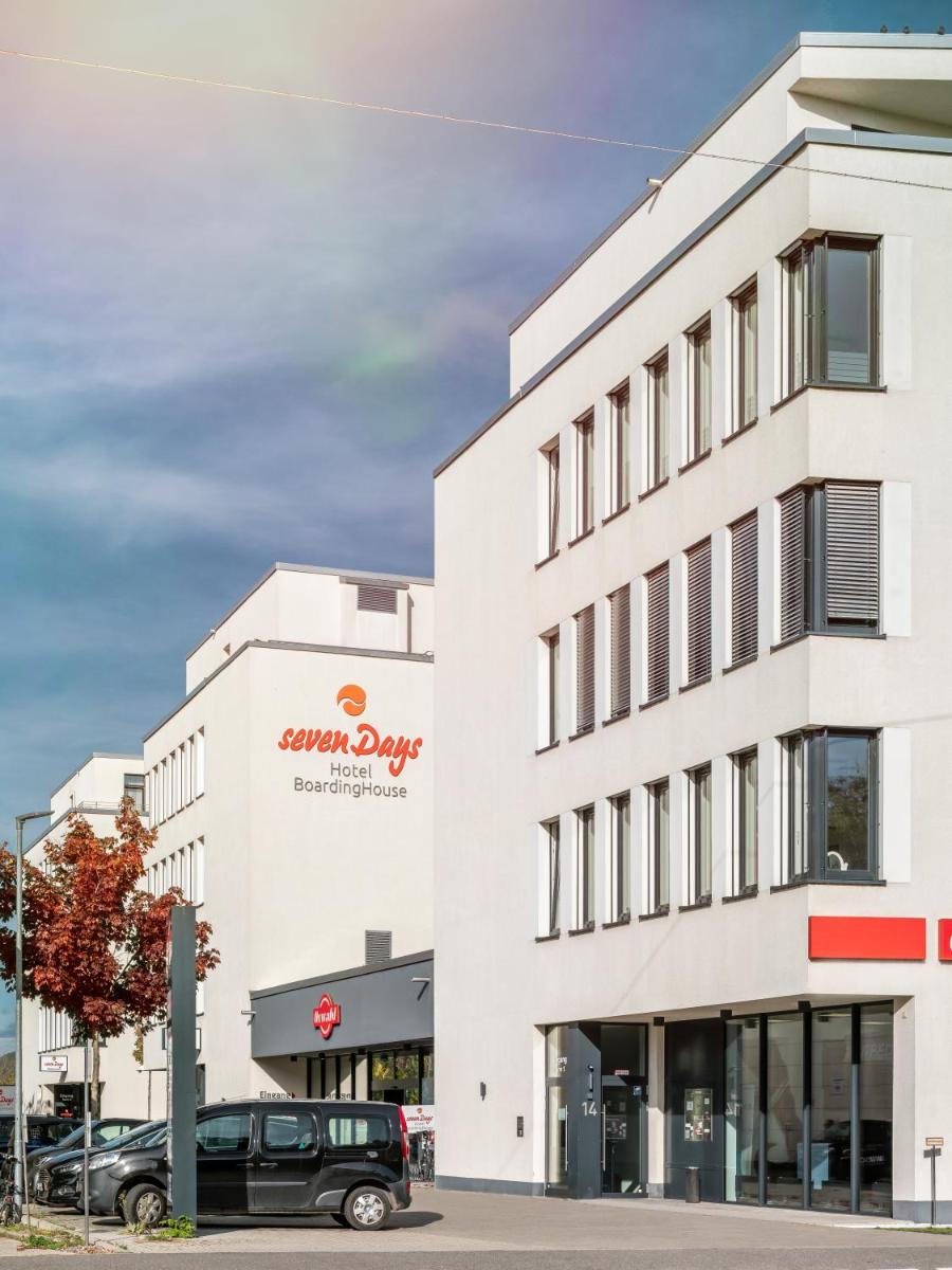 sevenDays Hotel BoardingHouse - Housity