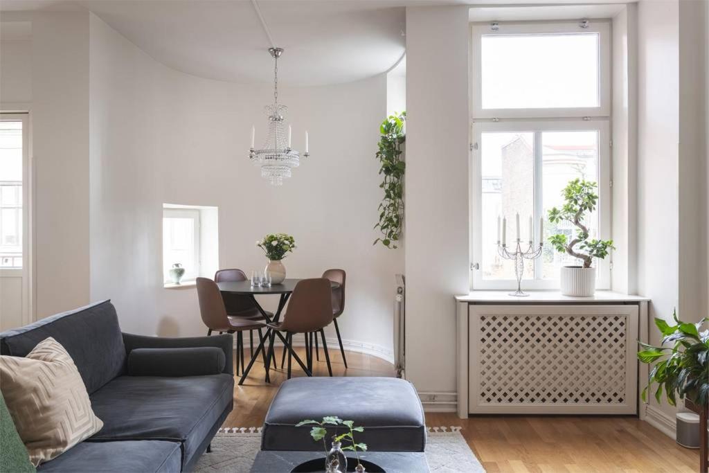 Monica Cello Homestay - Housity