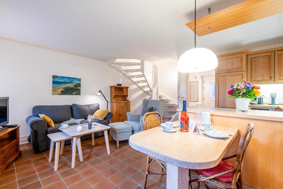 Friesenhaus Kaeptn Hahn Hausteil 03 - Housity