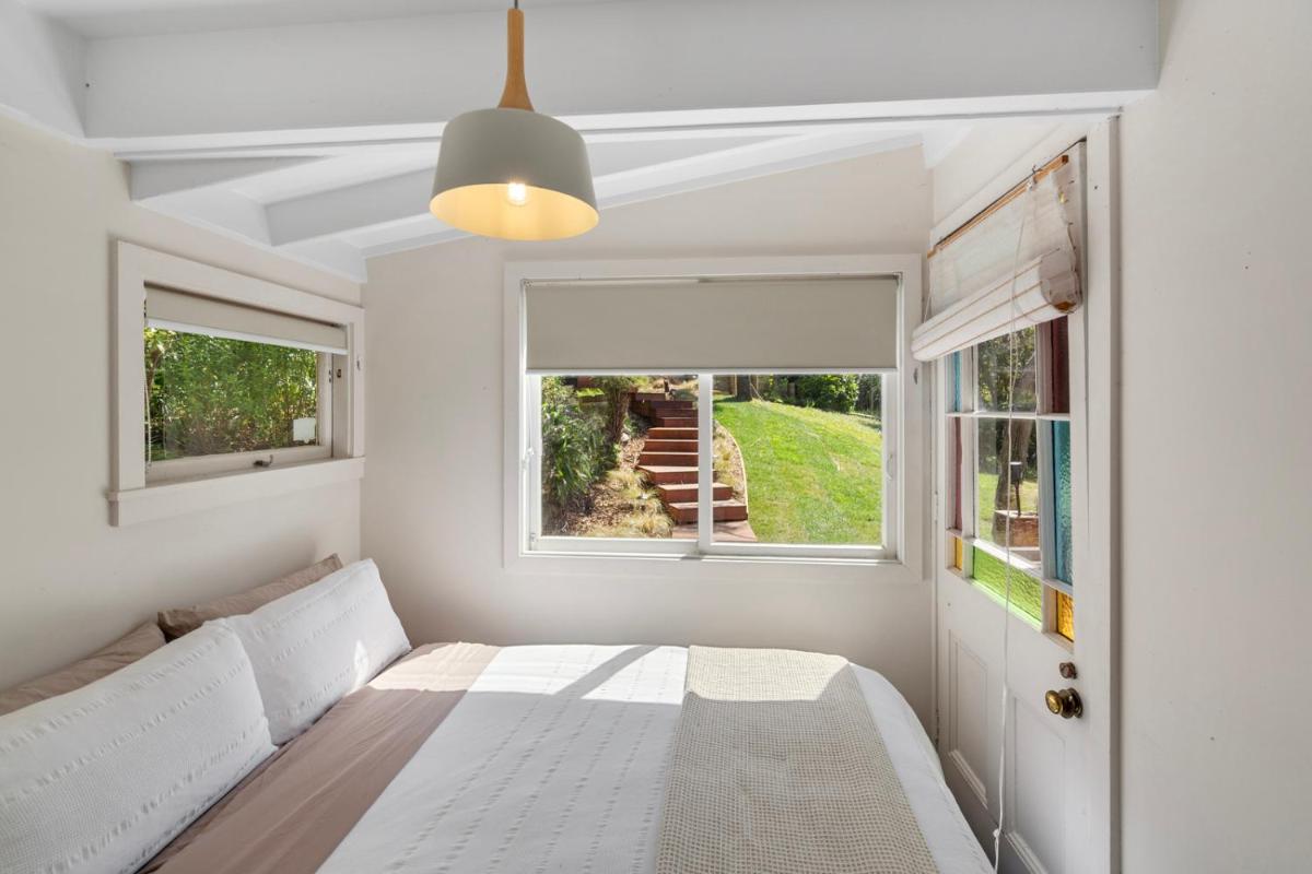 Piha - City Escape, Piha Holiday Home - Housity