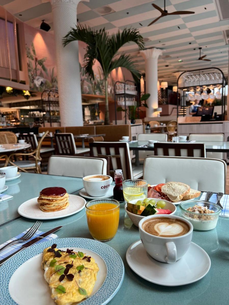 Hotel Riviera - Housity