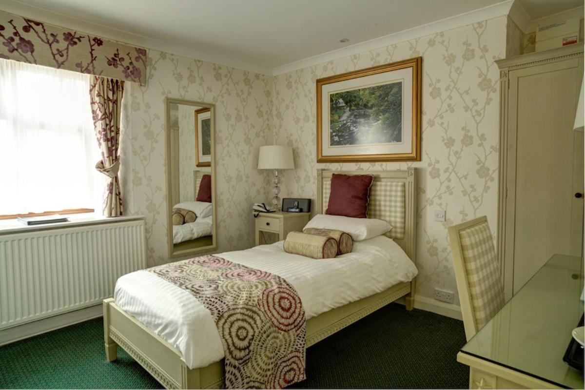 Exmoor White Horse Inn - Housity