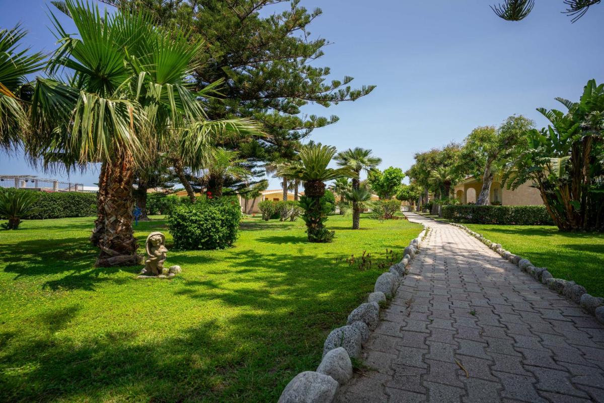 Hotel Villaggio Roller Club - Housity