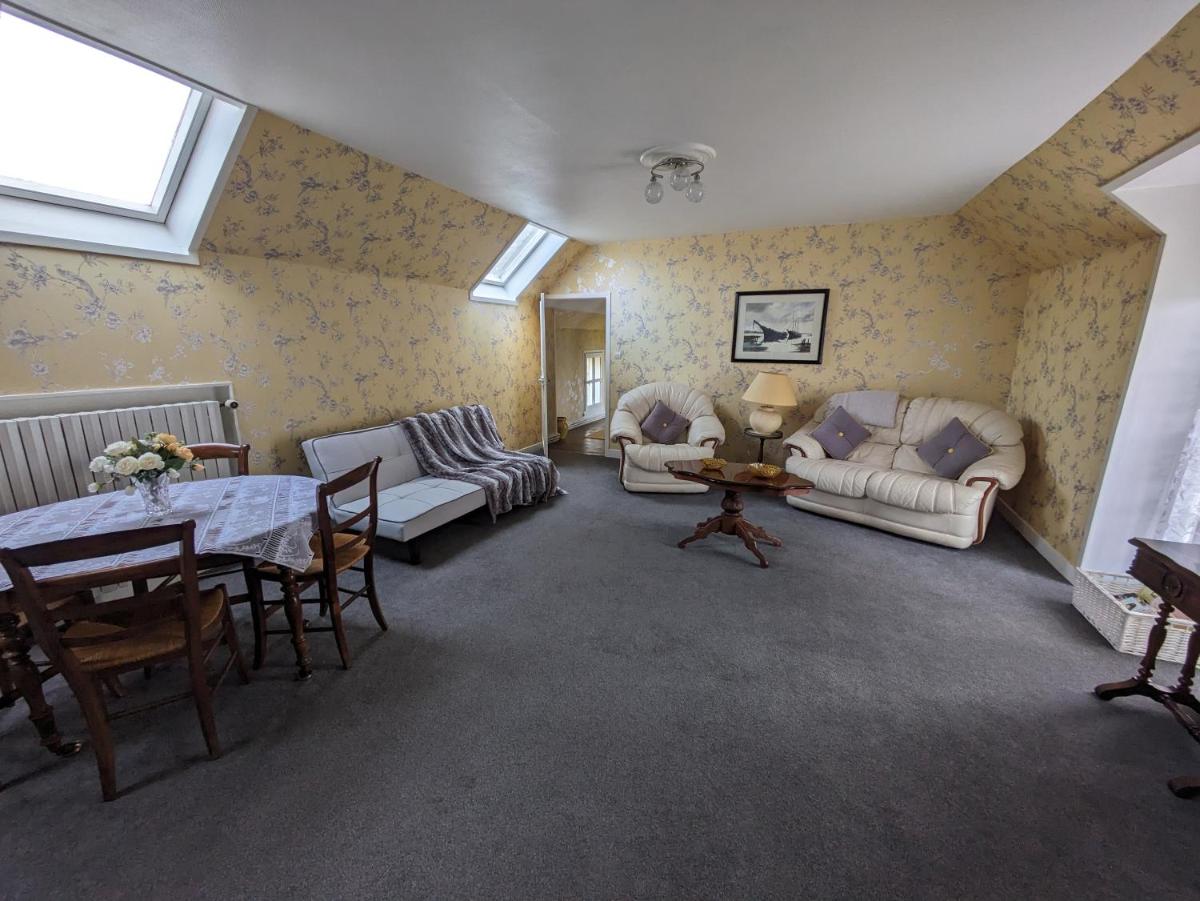 Château de Saugé - Housity