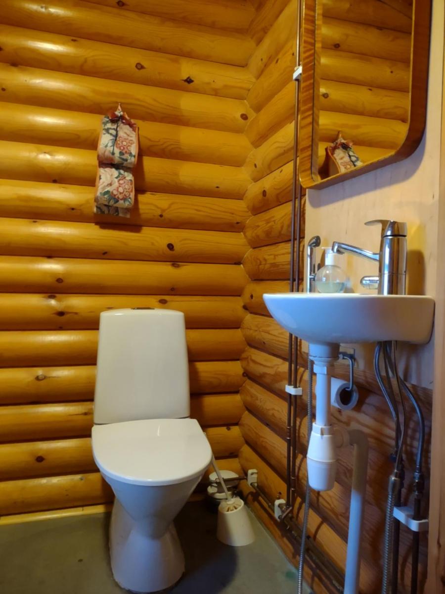 Lomamökki Mäntylä - Housity