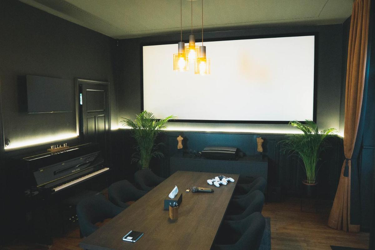 Coin salon dans l'établissement Villa37