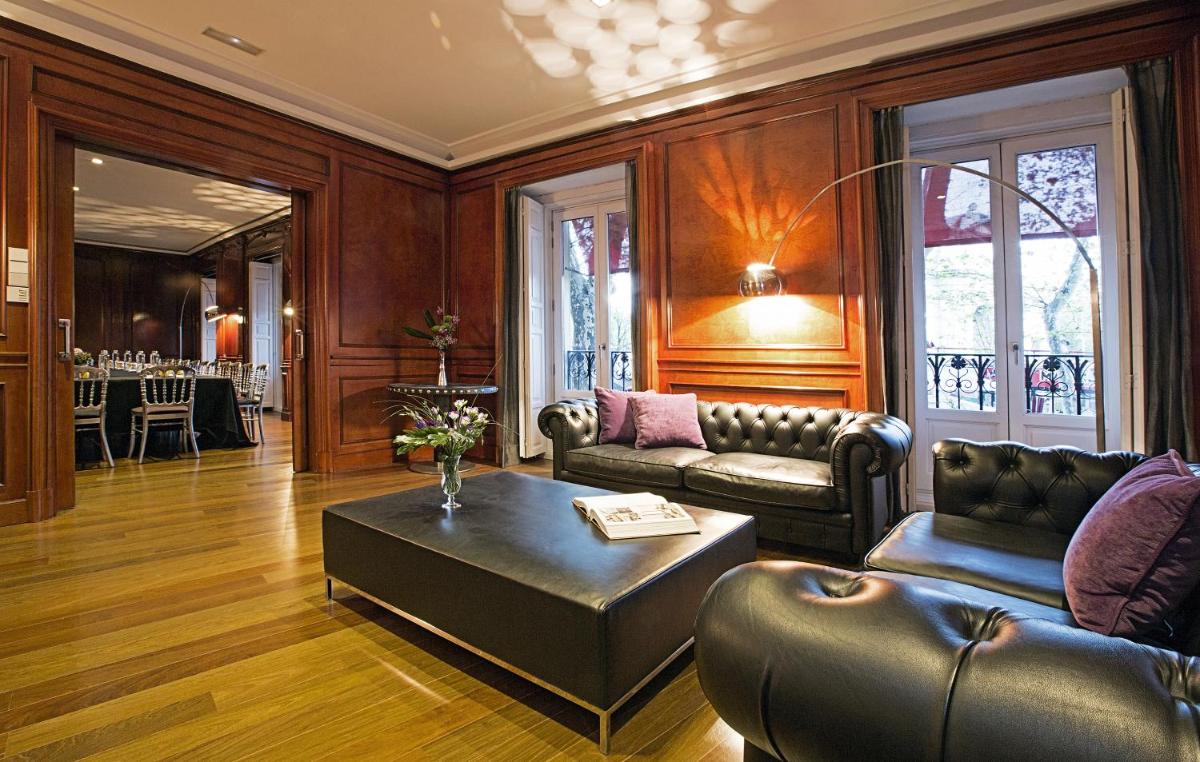 Zona de estar de Hospes Puerta de Alcalá, a Member of Design Hotels