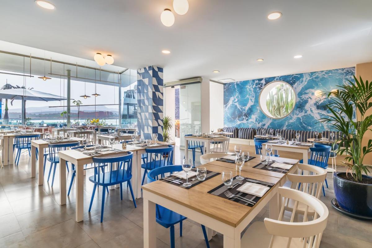 Un restaurante o sitio para comer en Barceló Fuerteventura Royal Level