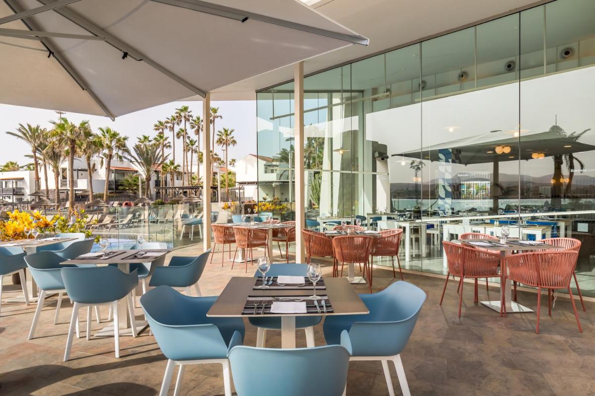 Un restaurante o sitio para comer en Barceló Fuerteventura Royal Level