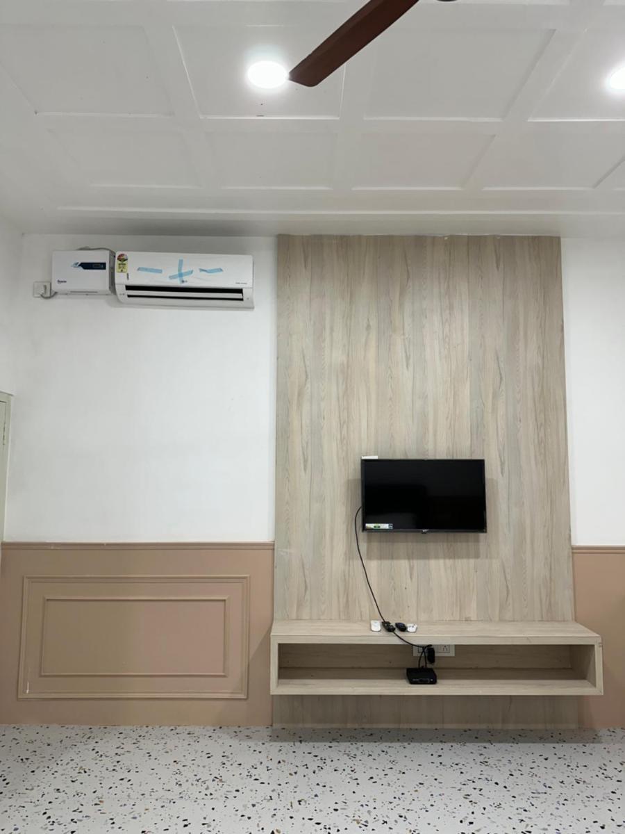 Green Paradise Hotel and Resort - Housity