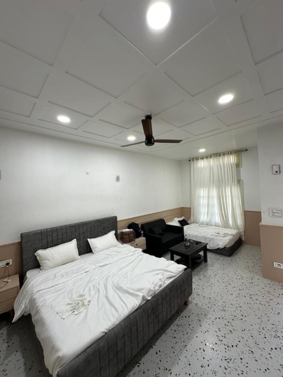 Green Paradise Hotel and Resort - Housity