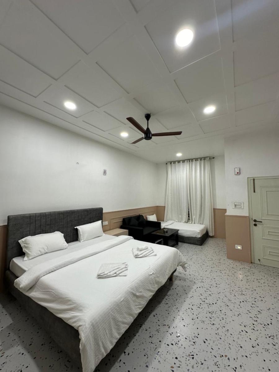 Green Paradise Hotel and Resort - Housity