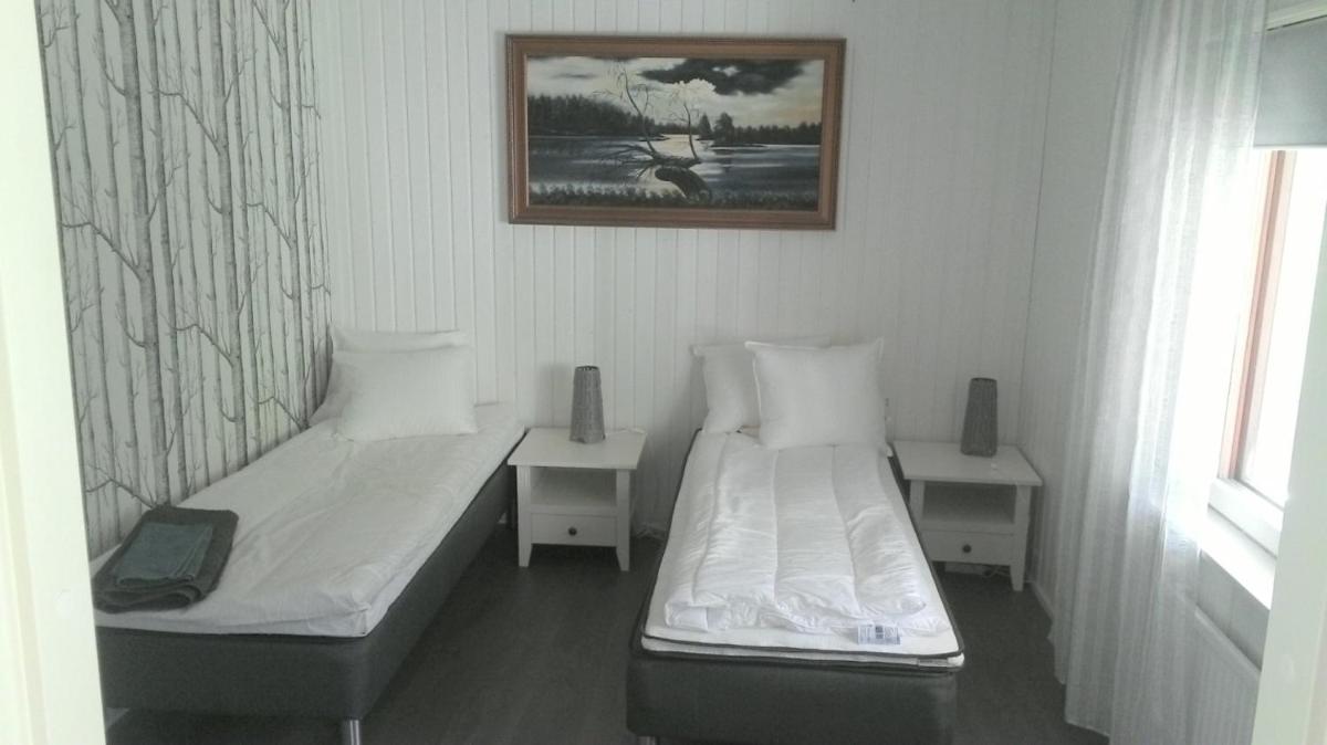 Metsäniityn Tuvat - Housity
