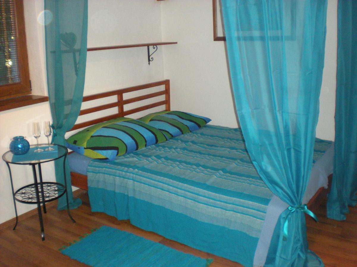 Sophia Cozy Self Catering Apartment - Housity
