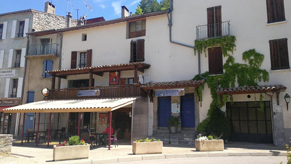 Auberge Roman - Housity