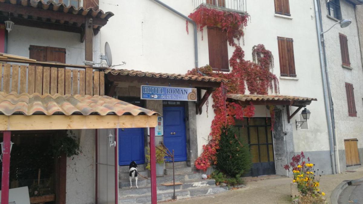 Auberge Roman - Housity