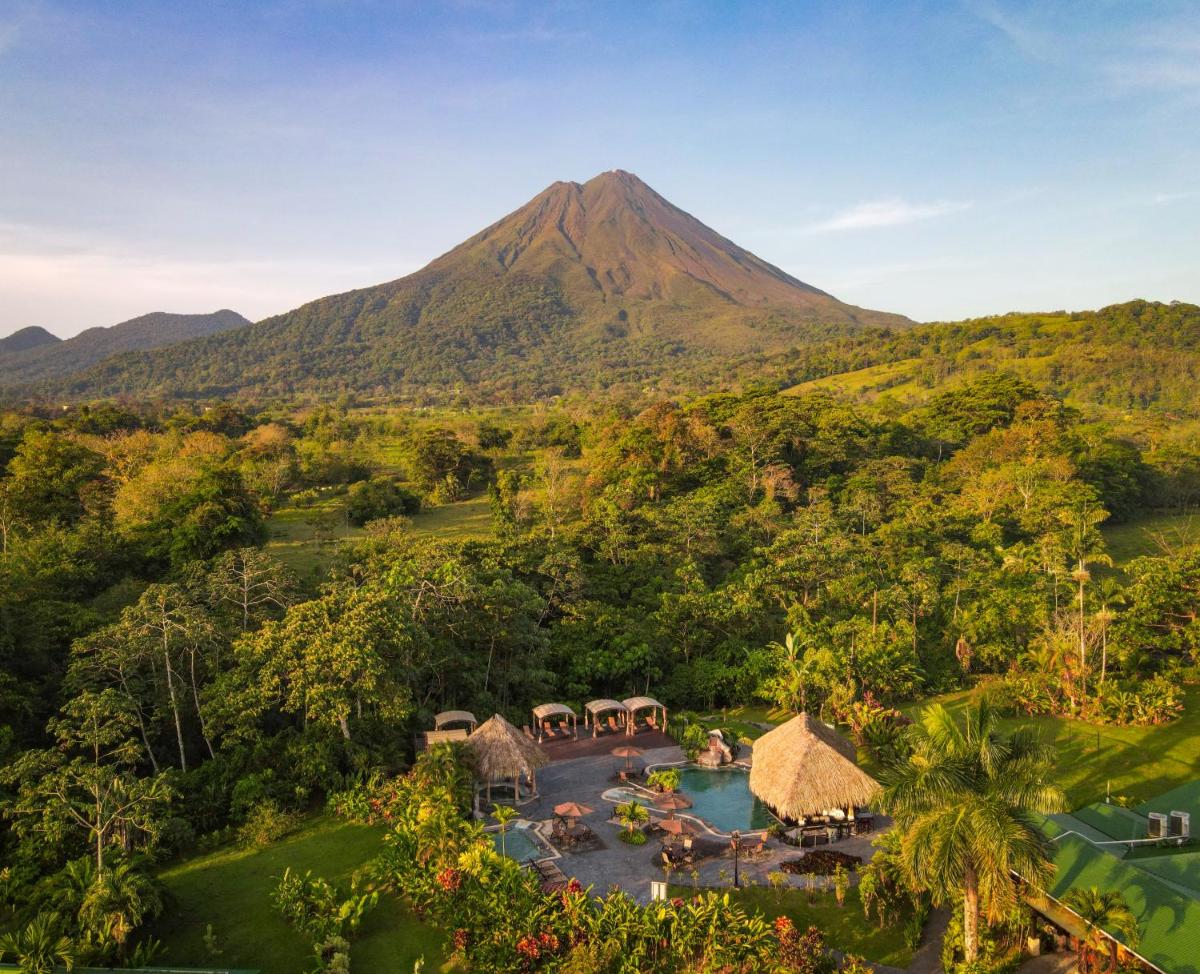 Suitetrails - Arenal Manoa Resort & Hot Springs