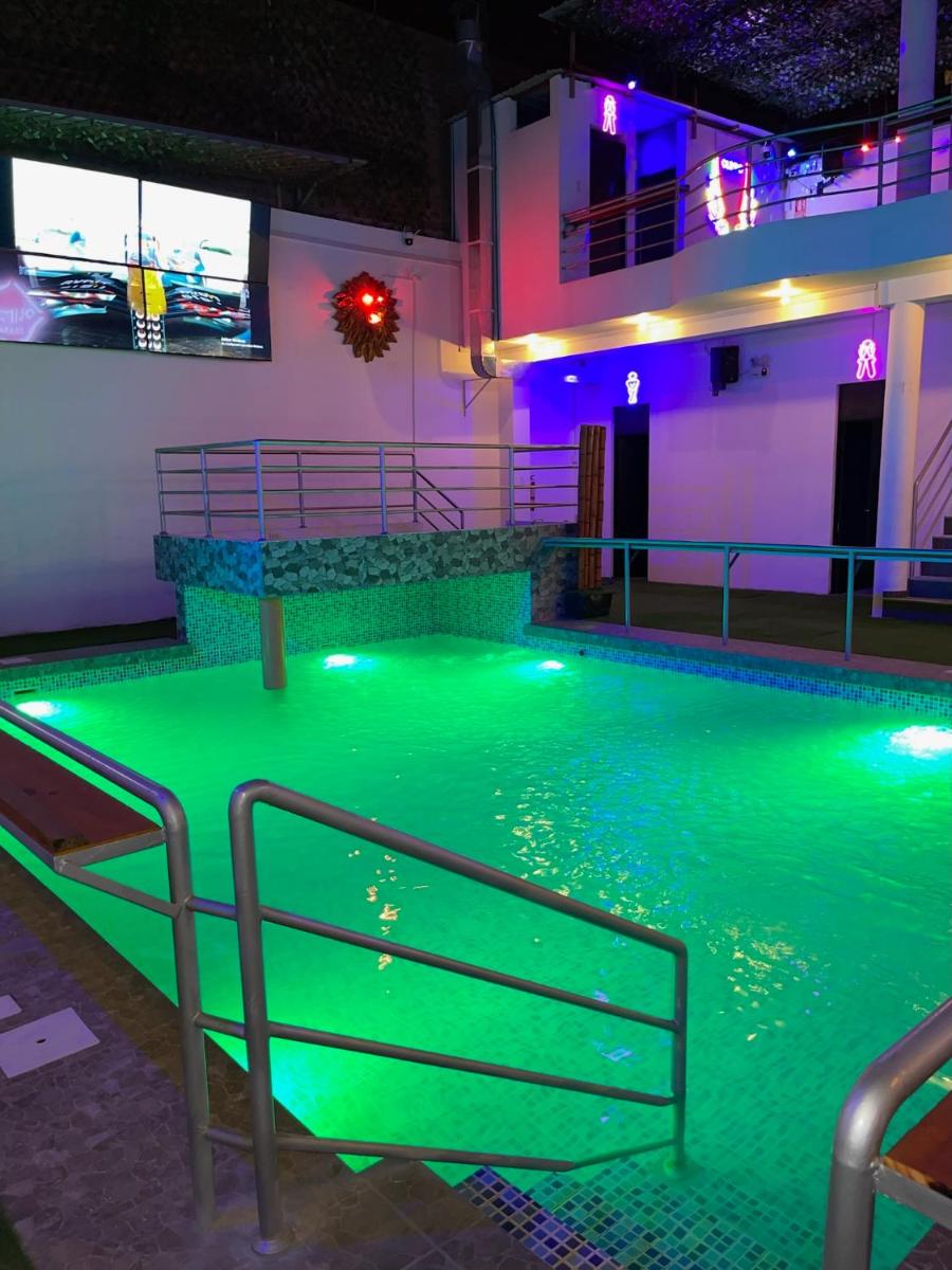 Olimpo Club Puente Piedra - La casa perfecta con piscina - Housity