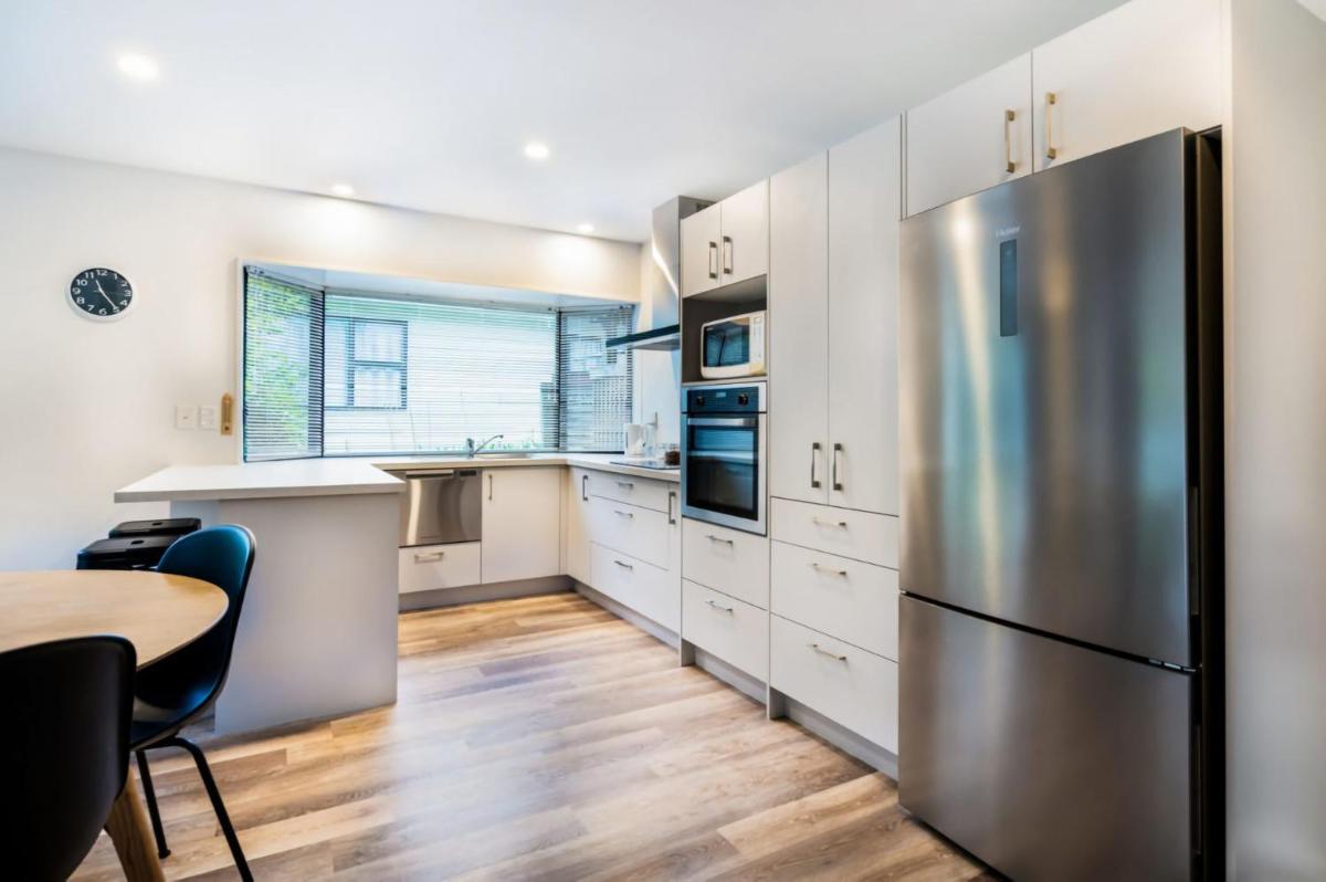 City Escape - Housity