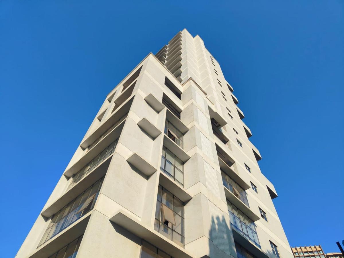 Premium Apartment in Hiranandani Powai by Maxxvalue - Chitranjan - Housity