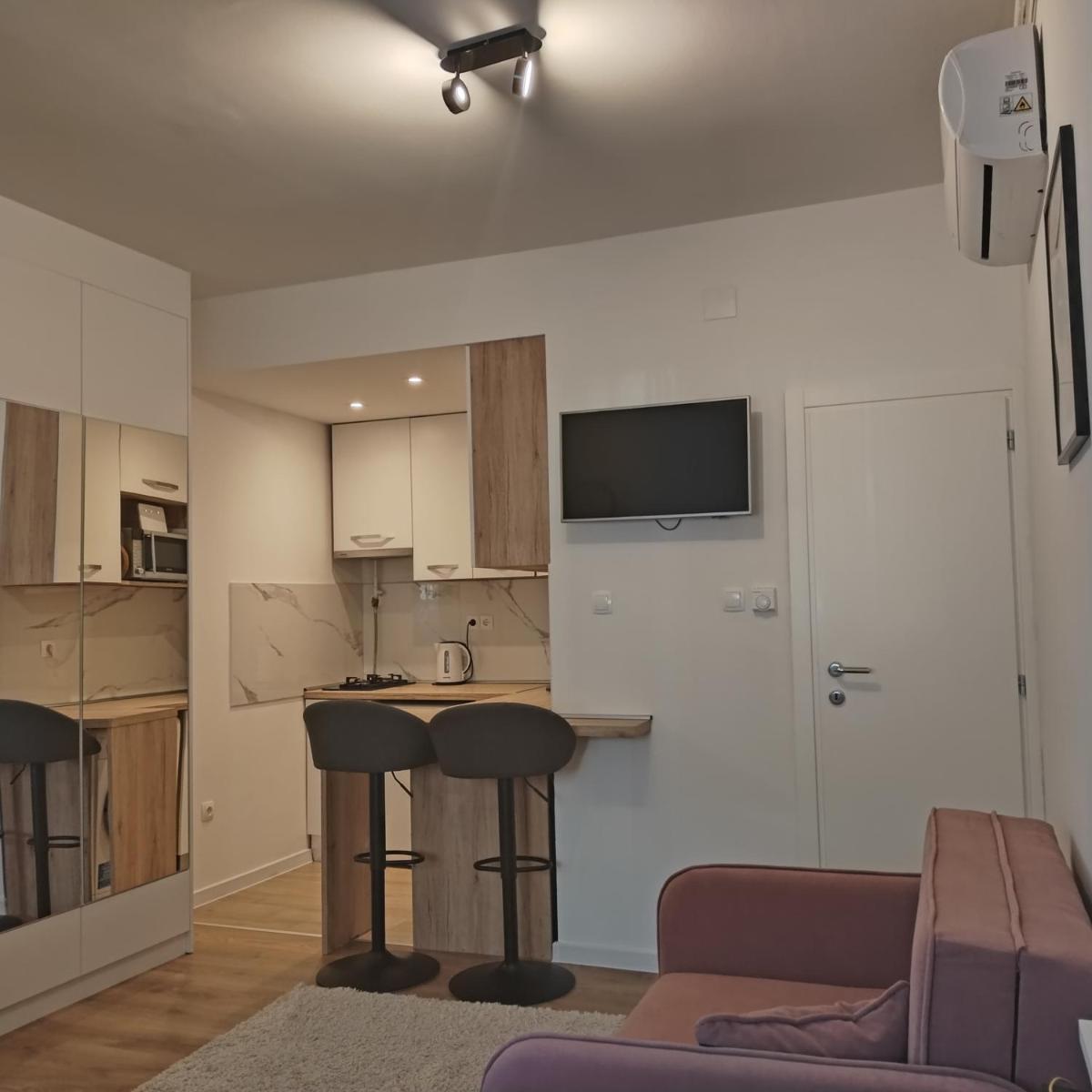 Maksimir Oboj, studio apartman, self check in - Housity