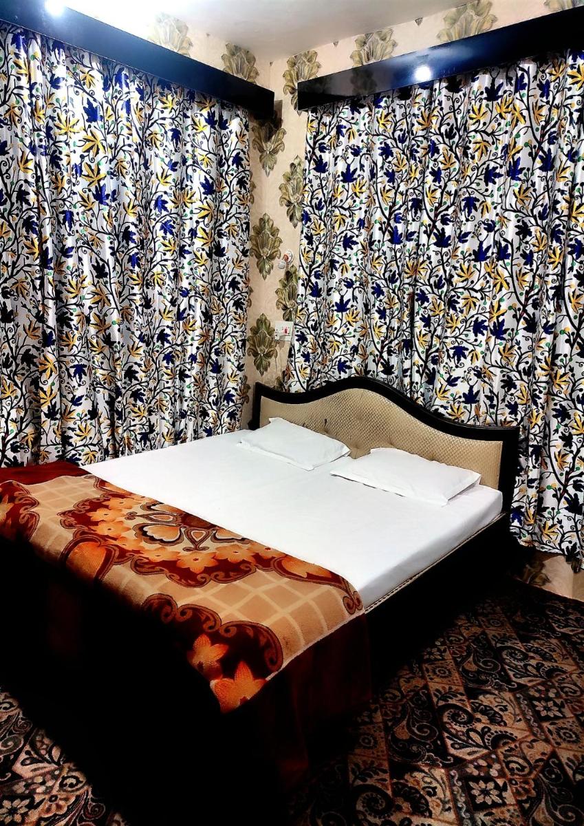 Fabulous Kashmir Home Stay - Housity