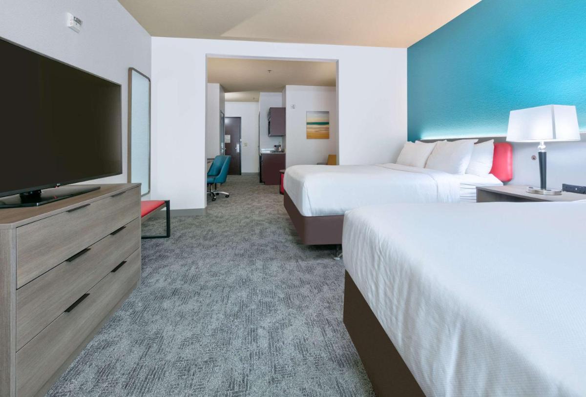 Comfort Suites Arlington - Entertainment District - Housity