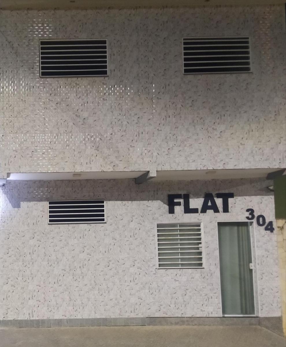 Flat familiar com ar,wi fi,cozinha e garagem - Housity