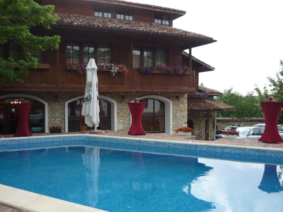 Hotel Izvora - Housity