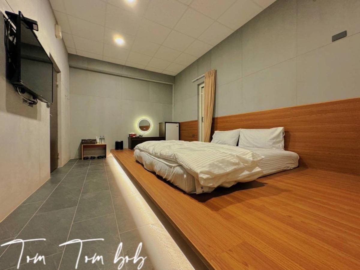 Hualien cityhua lian shi gu dao min su - Housity