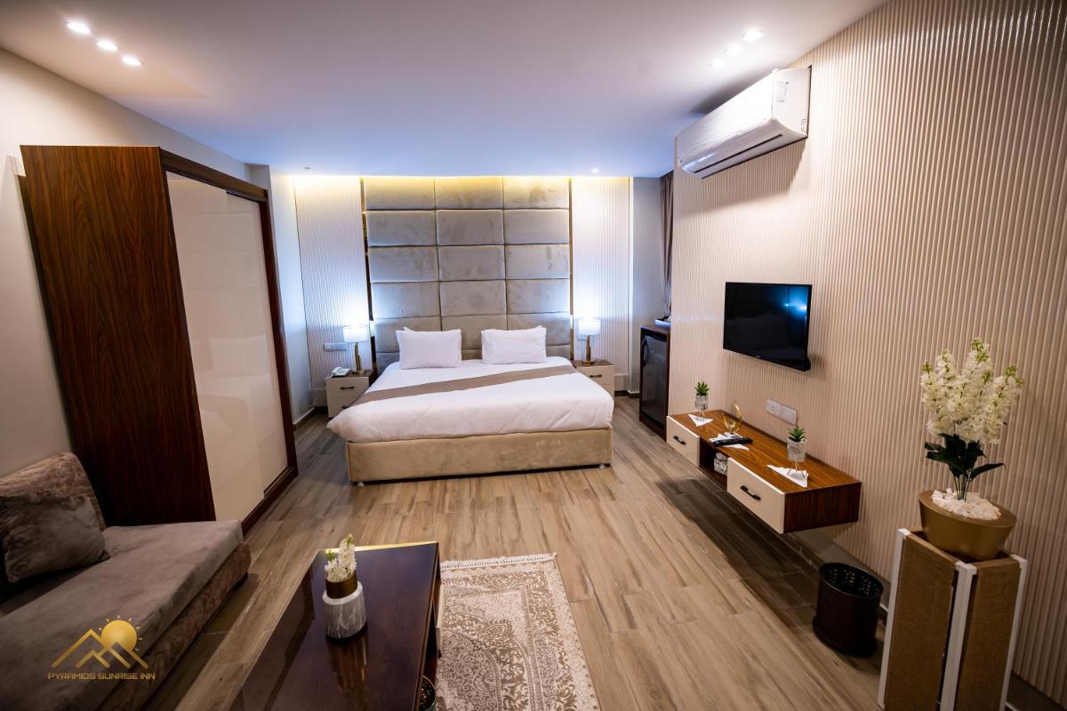 Golden palm sunrise inn - Housity