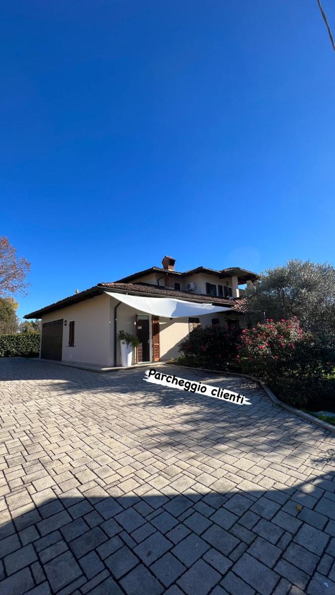 Il borgo - Housity