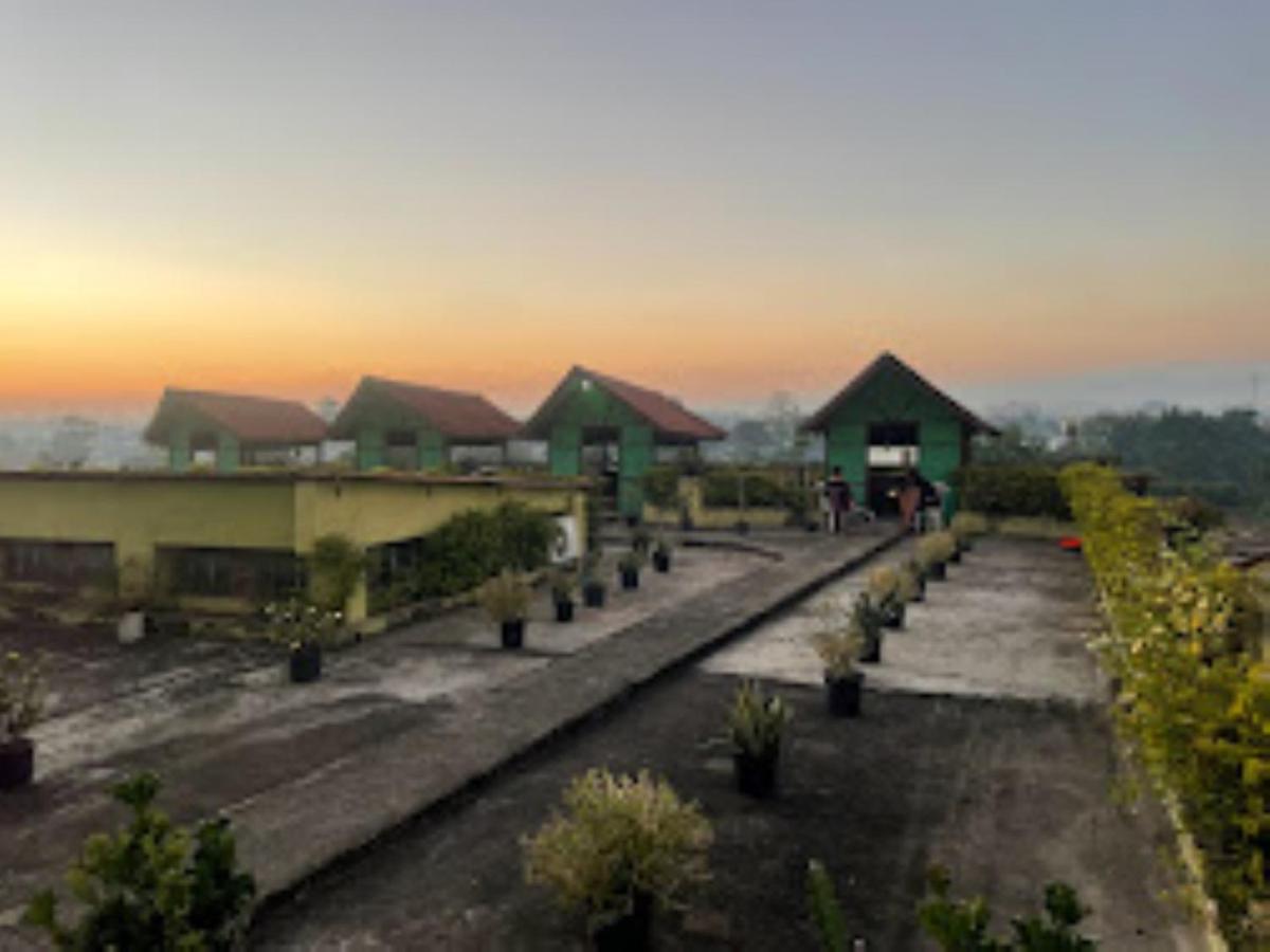 Hotel We2 Haven Dimapur - Housity